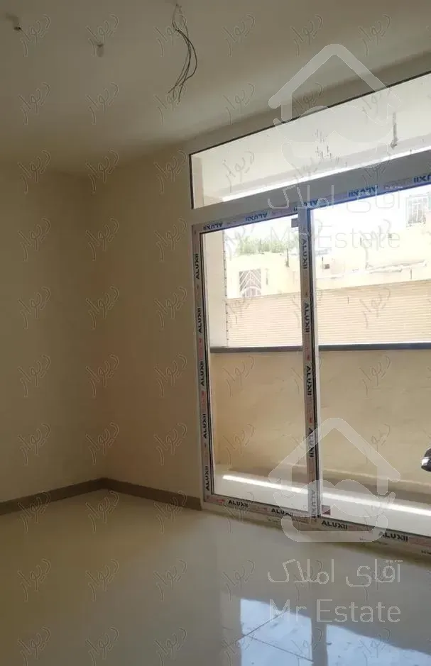 93متر/ گلستان/ دوخوابه/ جنوبی/ کم واحد