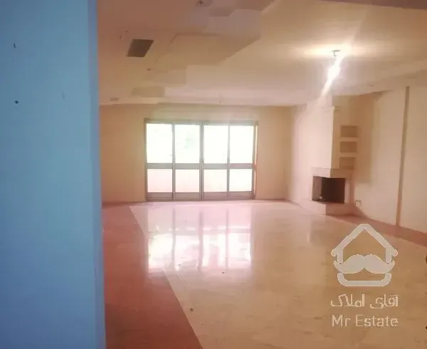 235 متر ** زعفرانیه سه خواب لوکیشن تاپ**