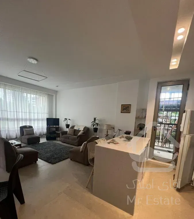 فروش واحد مدرن روبروی برج ها