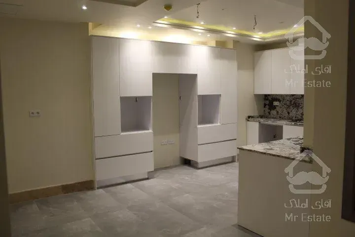 خرید آپارتمان 216 متری فرمانیه ثروتی