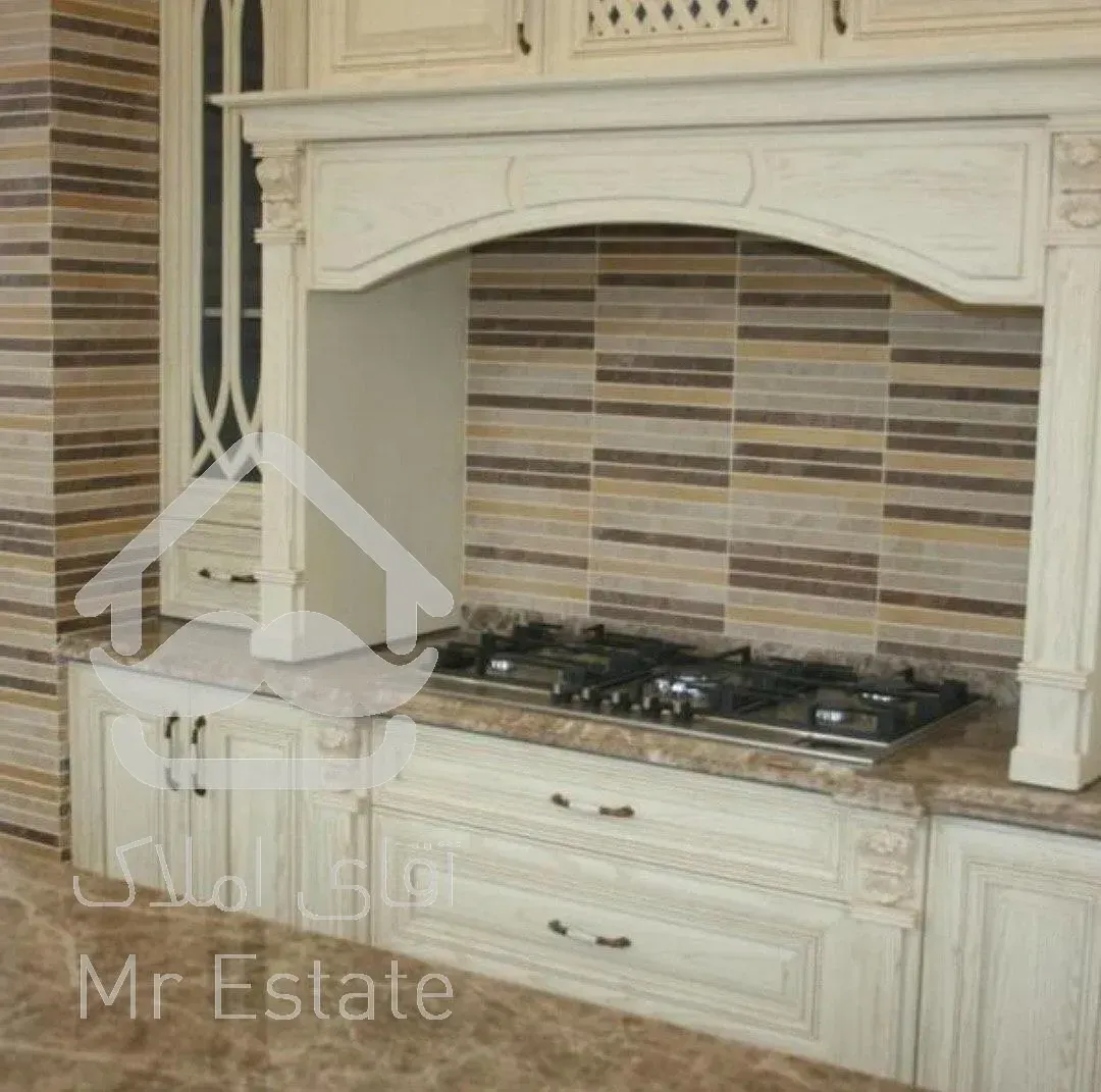 خرید آپارتمان 220 متری فرمانیه شرقی