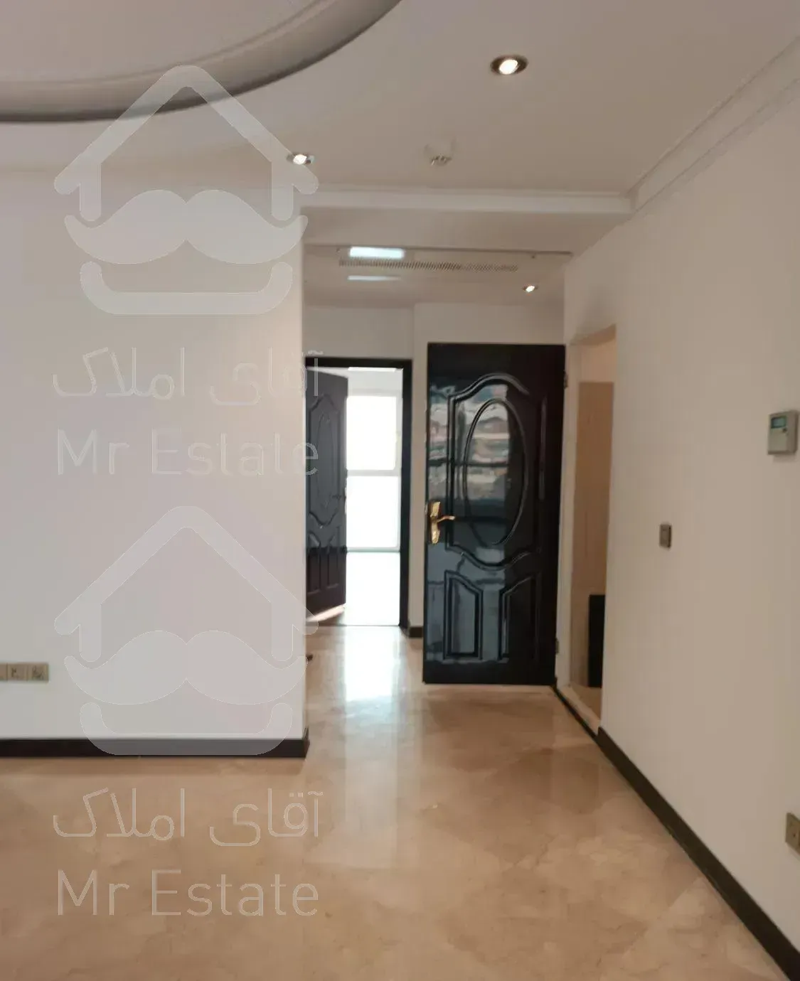 اوین ، ۲۱۰ متری تکواحدی دو جهت نور