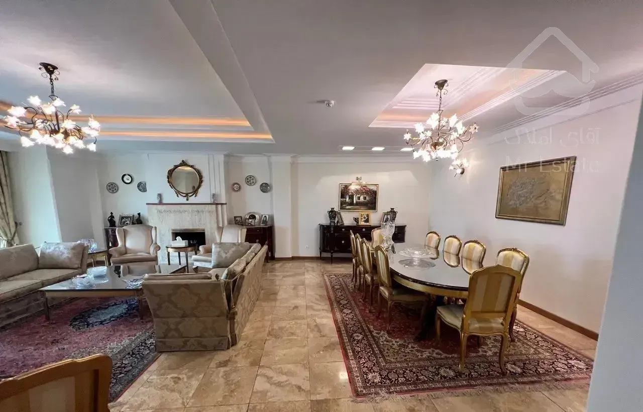 ۳۰۰متر با اصالت