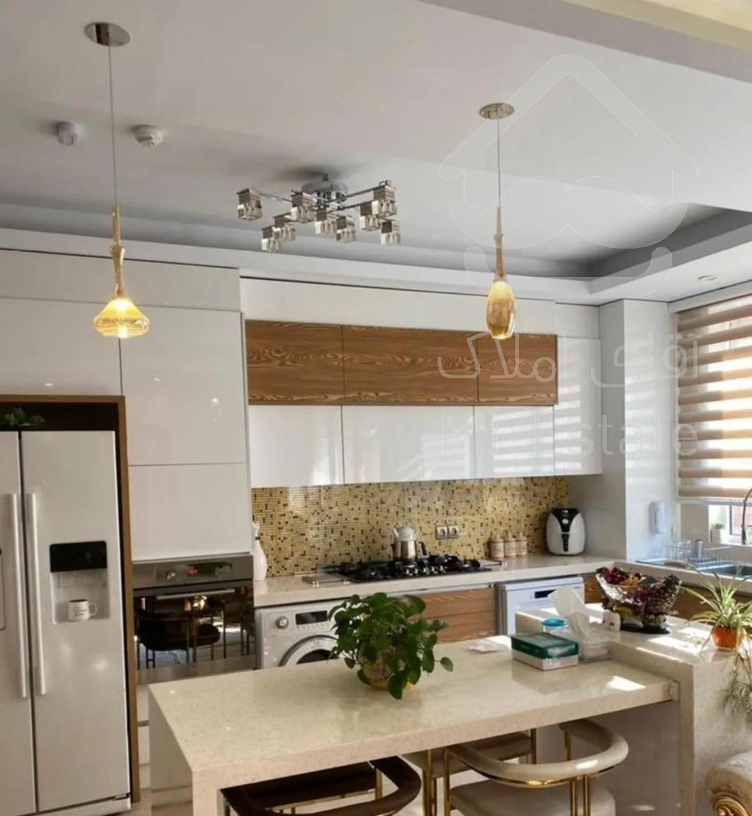 76متر/دو خواب/فول امکانات/میدان تیموری