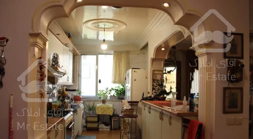 آپارتمان ۱۴۲متری  ۳خواب شهرک غرب