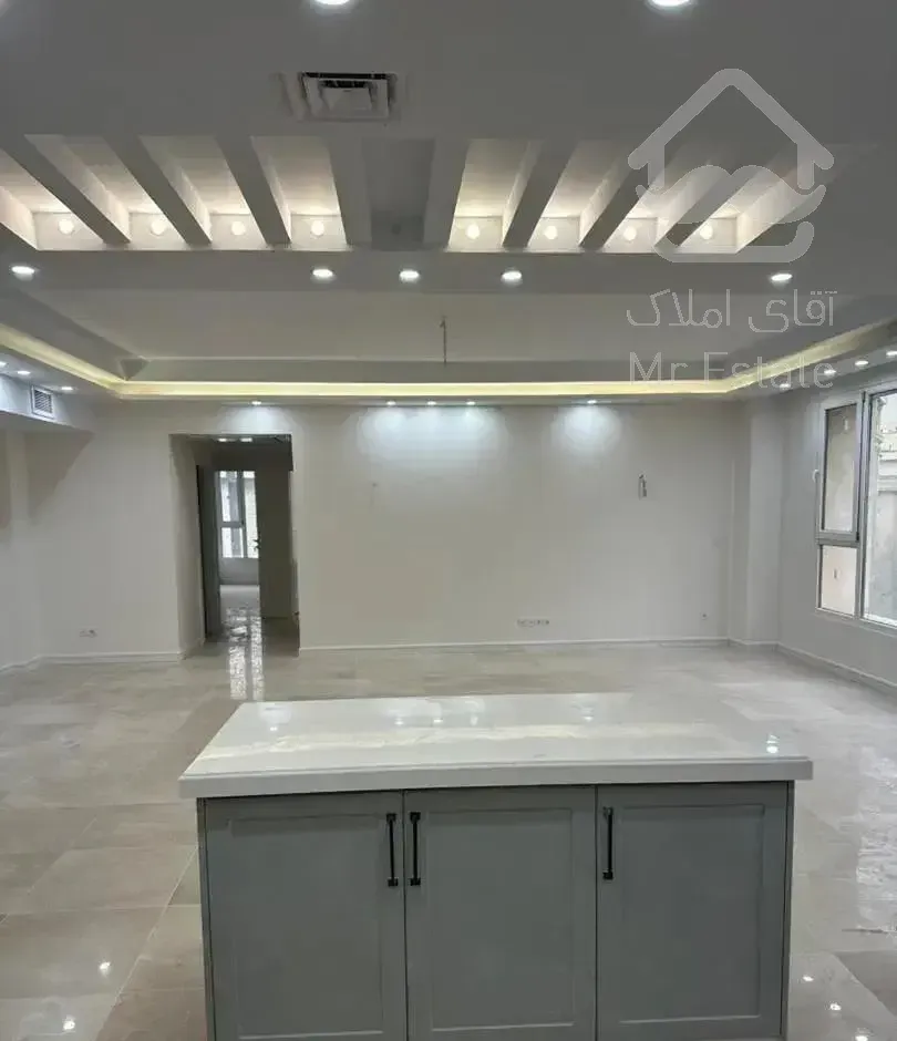 90متر // شمال فردوس شرق //تراورتن