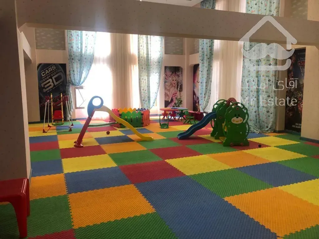 فروش ۱۱۰متر / عمارت مجلل / پاسداران