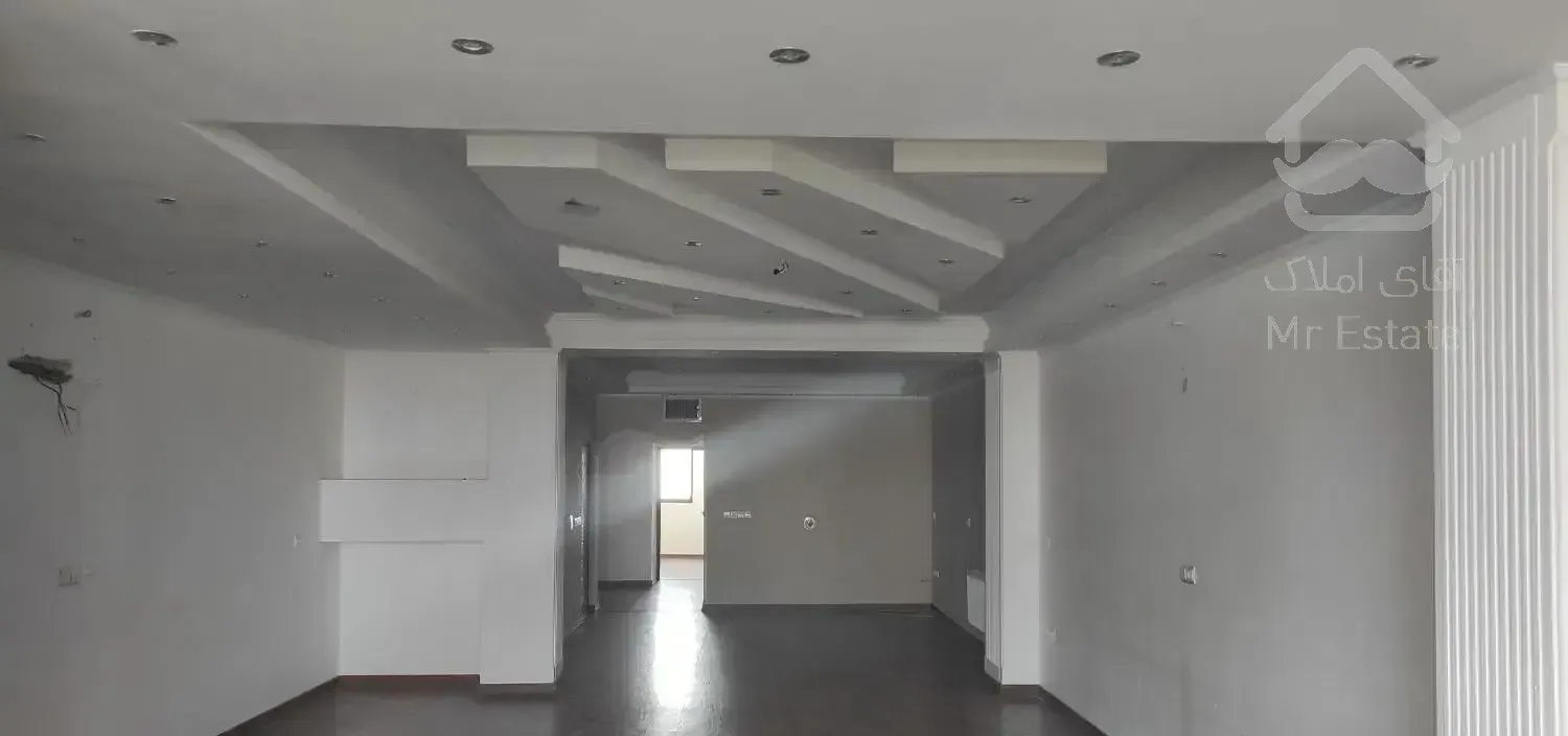 اجاره آپارتمان ۱۴۰ متری در بلوار ولیعصر