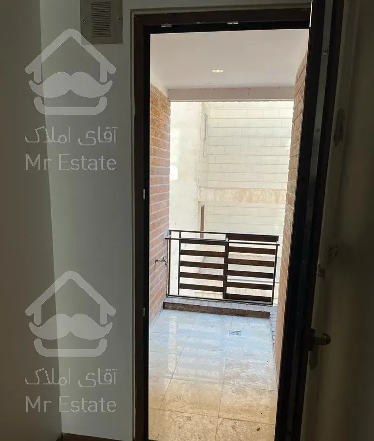 ۱۲۰متر سه خواب افتخاری (دو پارکینگ)