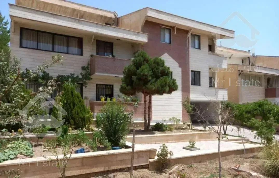 مستغلات/600متر بنا/چهار واحد مجزا در 803متر زمین