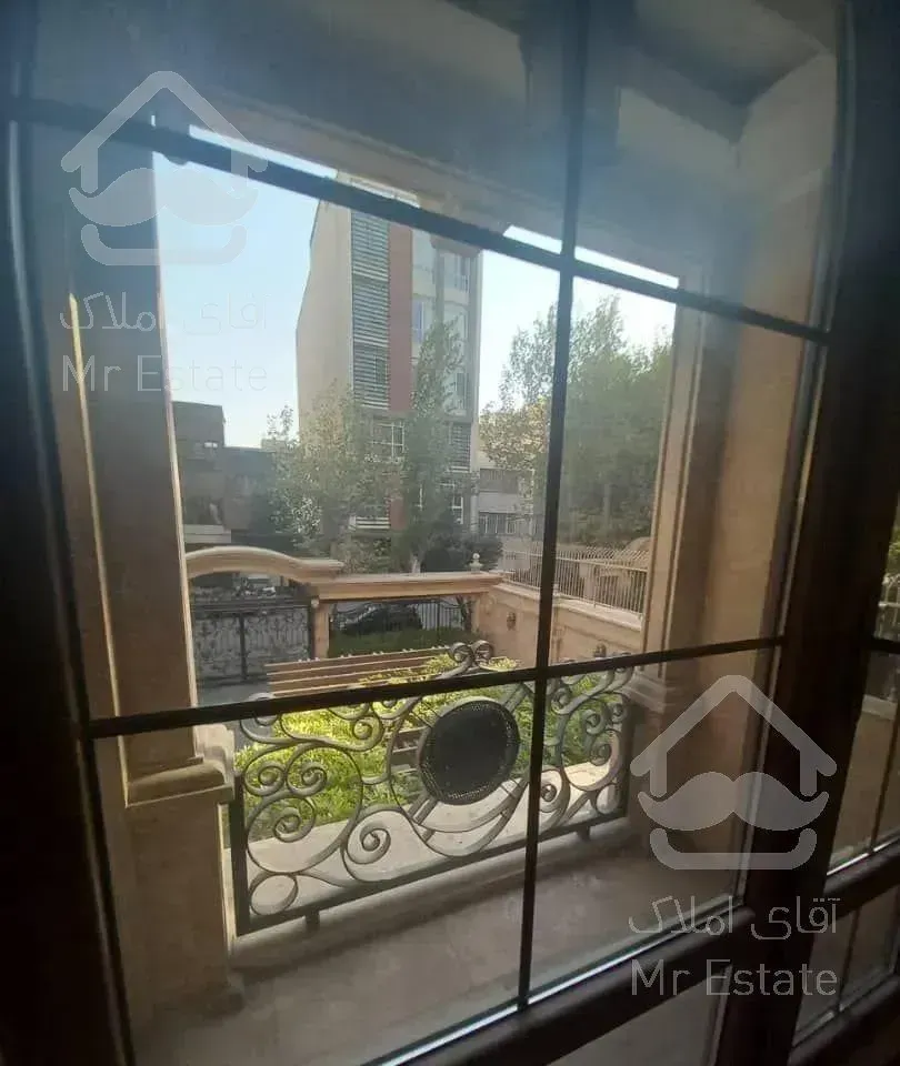 اپارتمان‌ ۲۳۰ متری ۳خواب