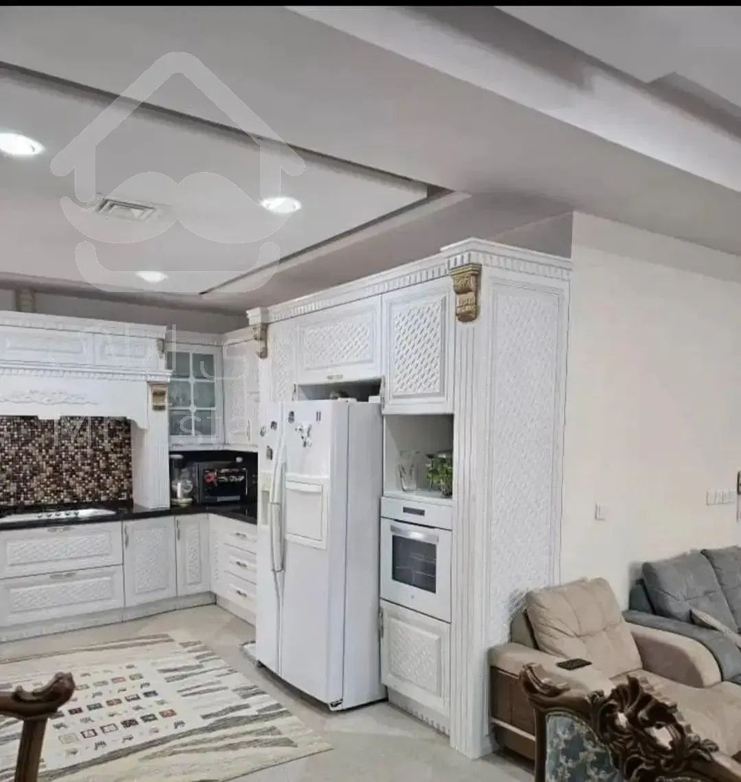 فروش آپارتمان ۱۵۵ متری سه خواب شهرک محلاتی