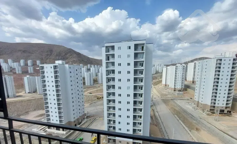 فروش آپارتمان فاز 11 / تهران طبقه 12 پردیس