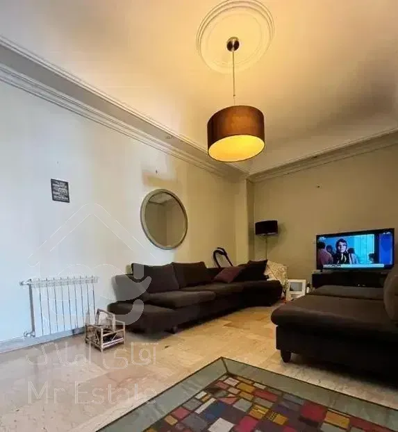 ۶۰متر/پارکینگ باکس/نورگیر خطی