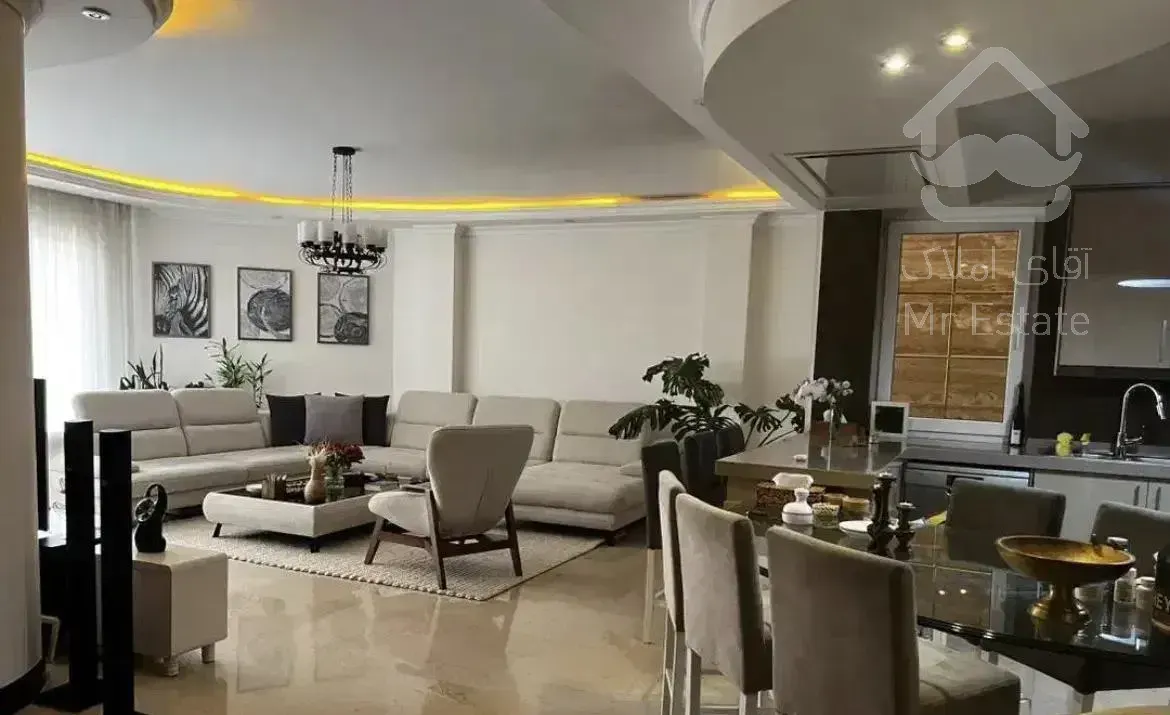 کیکاووس/۱۴۹متر ۳خواب ۱مستر/۲پارکینگ/نور جنوب/لابی