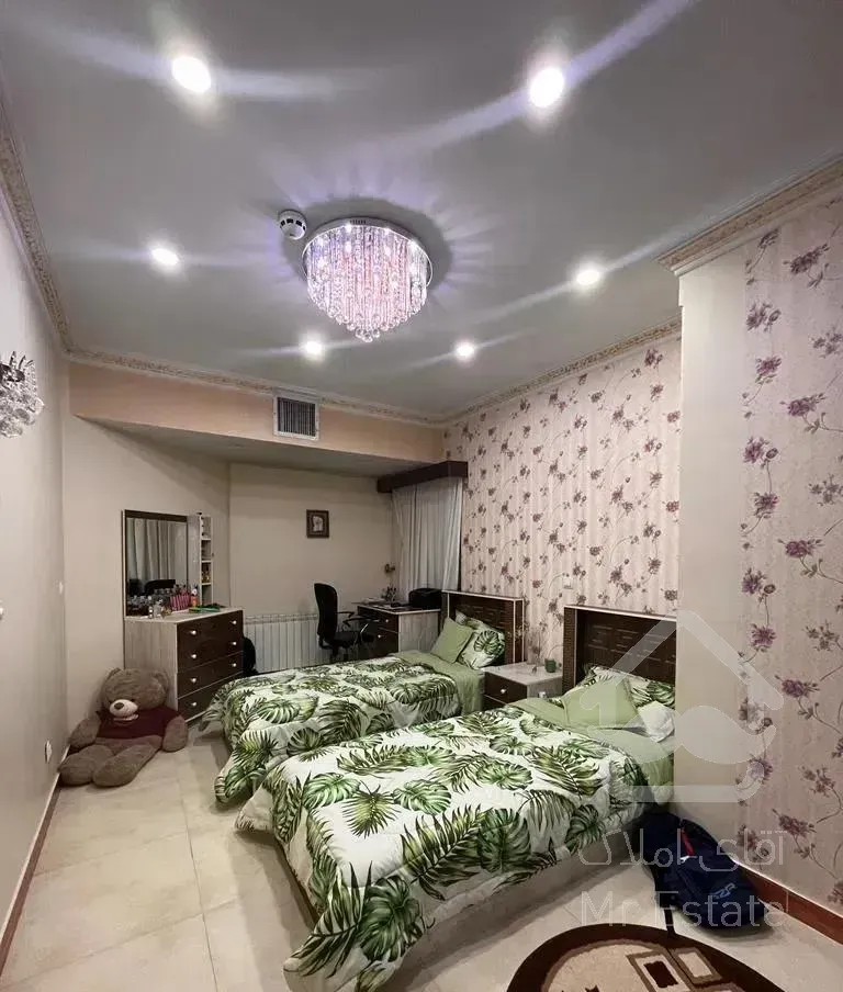 ۱۴۴ متری دو خواب دیزاین شده رینگ یک دریاچه