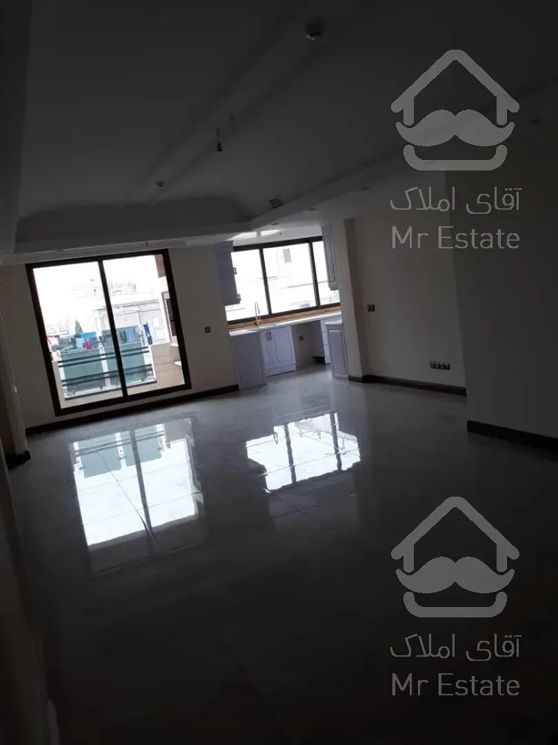 خرید آپارتمان سه خوابه  فردوس شرق و کاشانی عقیل