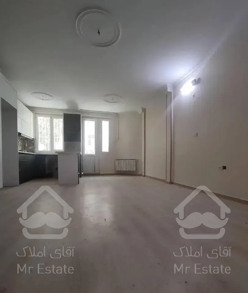 ۶۸ متر / غربی ها / سالن پرده خور