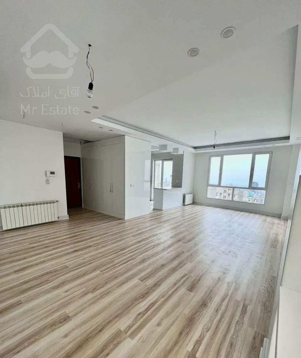 ۷۶ متر/۲ خواب/ طبقه ۱/ ملک دو نبش