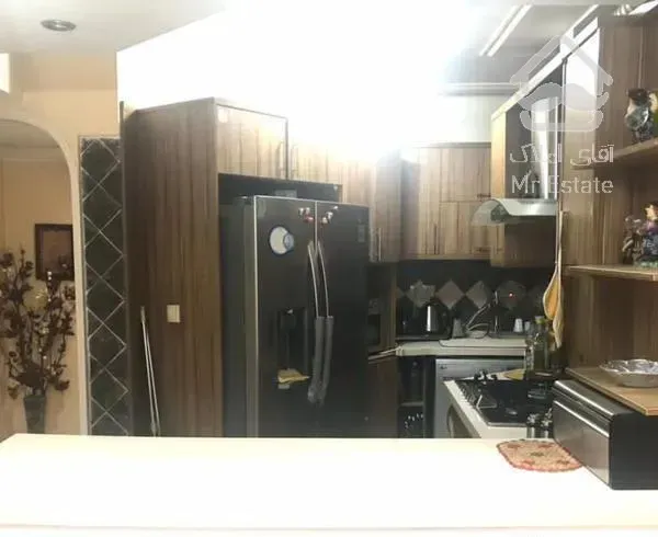 104 متری، آیت الله کاشانی، بوستان ٤