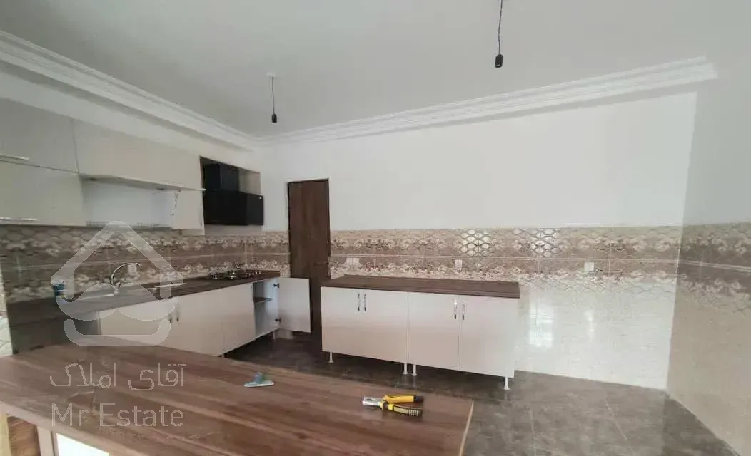 اجاره واحد ۱۱۰ متری مجاورت میدان امام