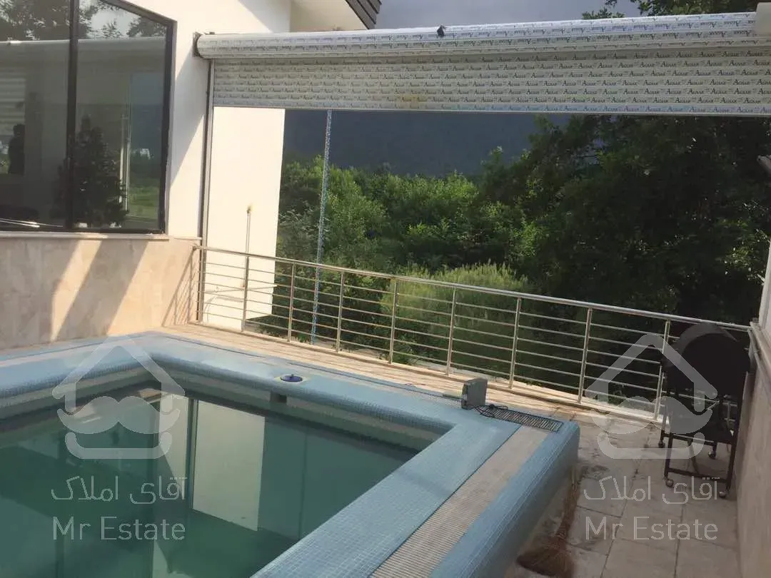 فروش ویلا بسیار شیک ۷۳۰ متر در تنکابن