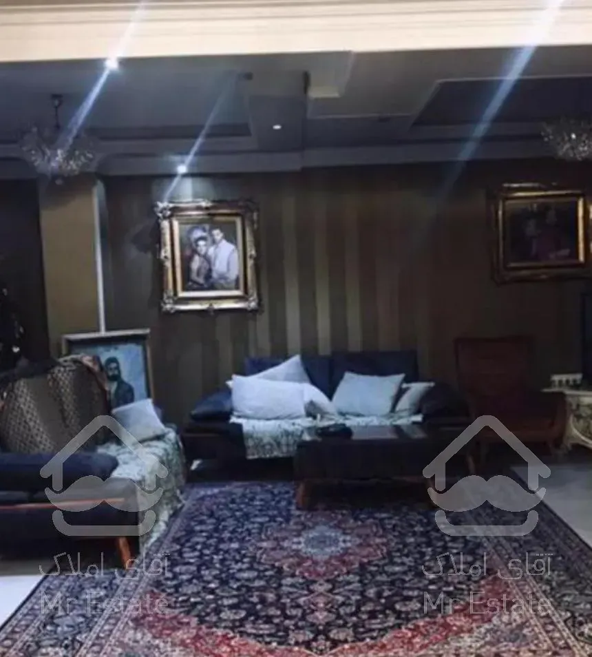 منزل ویلایی در شهرک گلستان ( بنفشه )