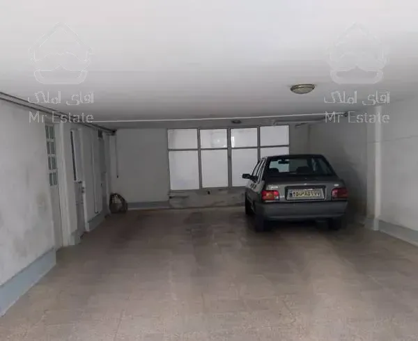 خانه ۲۲۰ متر زمین در۲ طبقه شمالی سعادت آباد