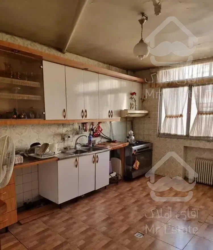 آپارتمان 180 متر 4 خواب