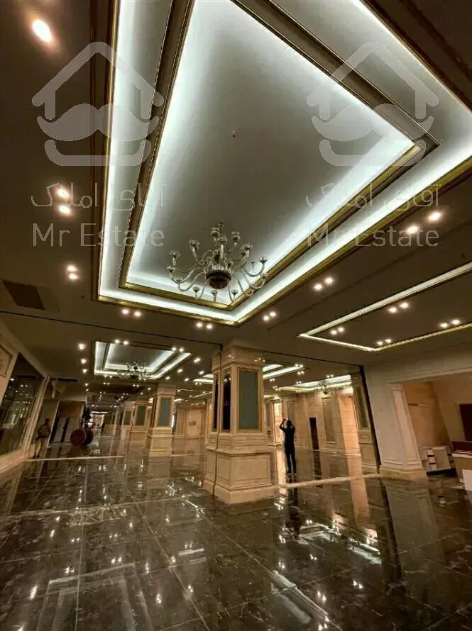 110متر نوساز کلید نخورده متریال برند اعیونی