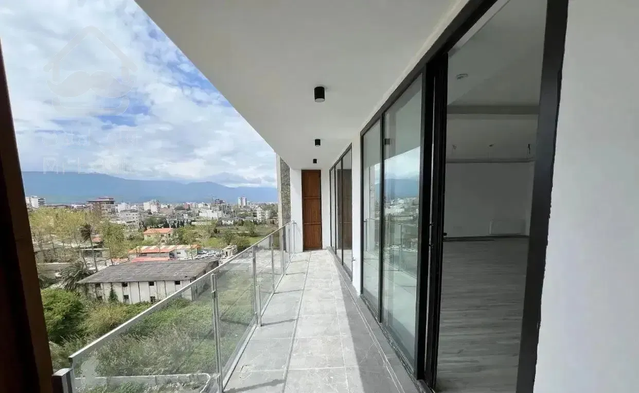 آپارتمان پلاک یک نور ویو ابدی دریا