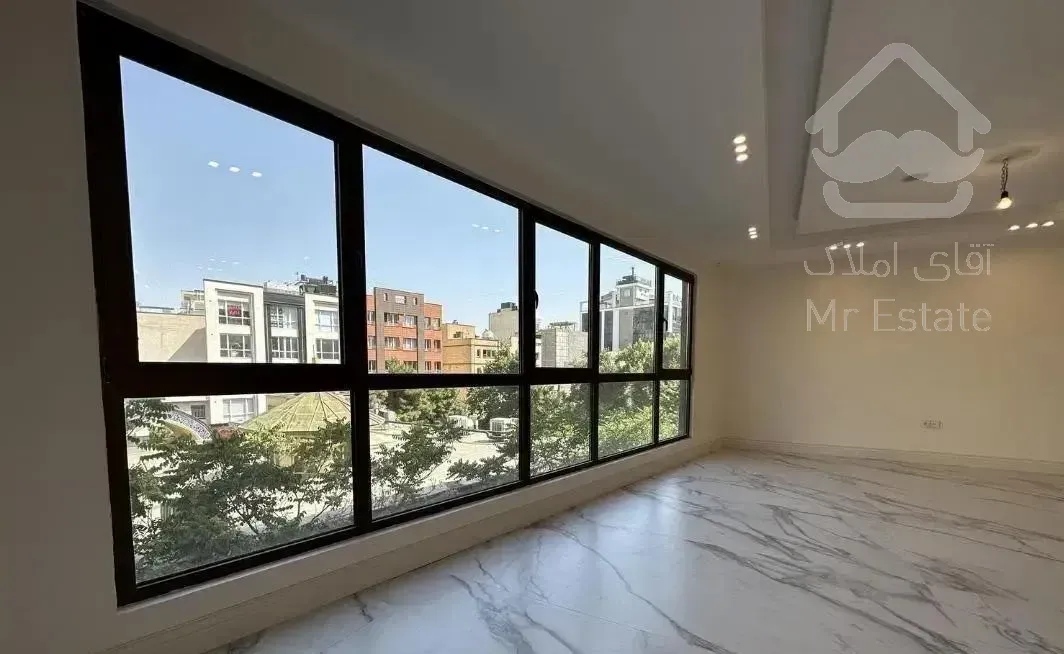 ۲۶۰ متر // ۳ تراس // فول ب