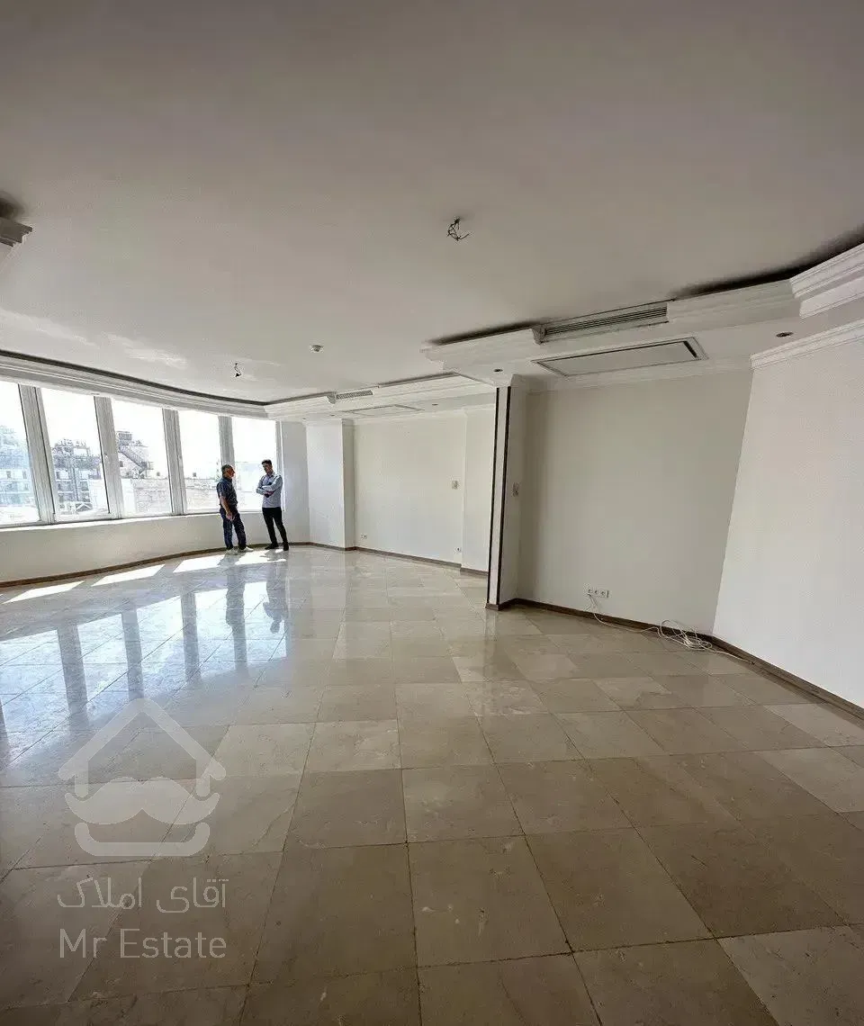 محمودیه / ۱۸۰ متر ۳ خواب / طبقه آخر / بدون مشابه