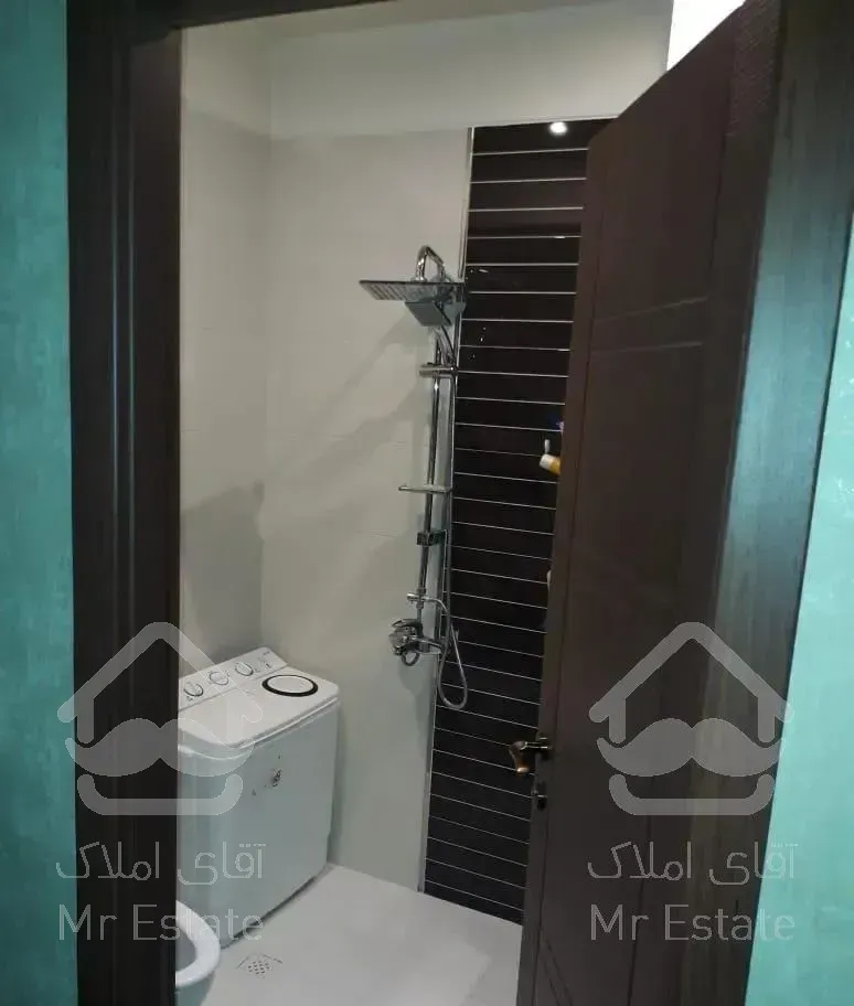 جماران ۱۶۰ متر طبقه دوم ۳ساله