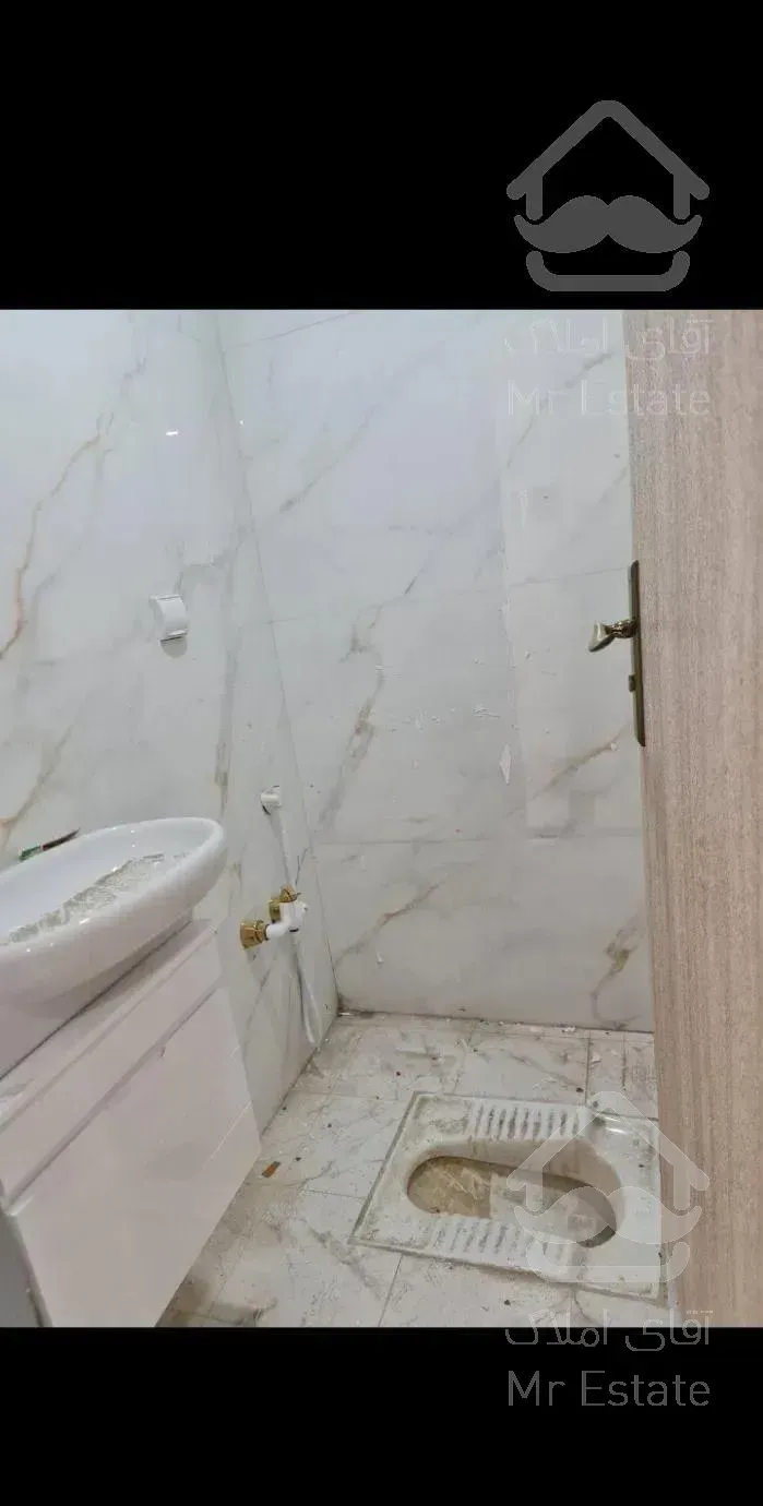 ۶۵ متر (نوساز کلید نخورده) پارکینگ مزاحم