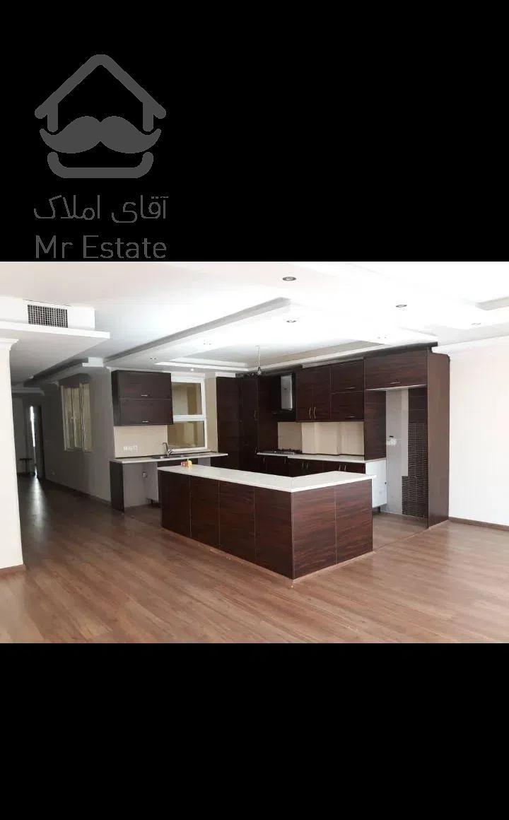 ۱۶۰متر ۳خواب/۲پارکینگ سندی/در نیاوران