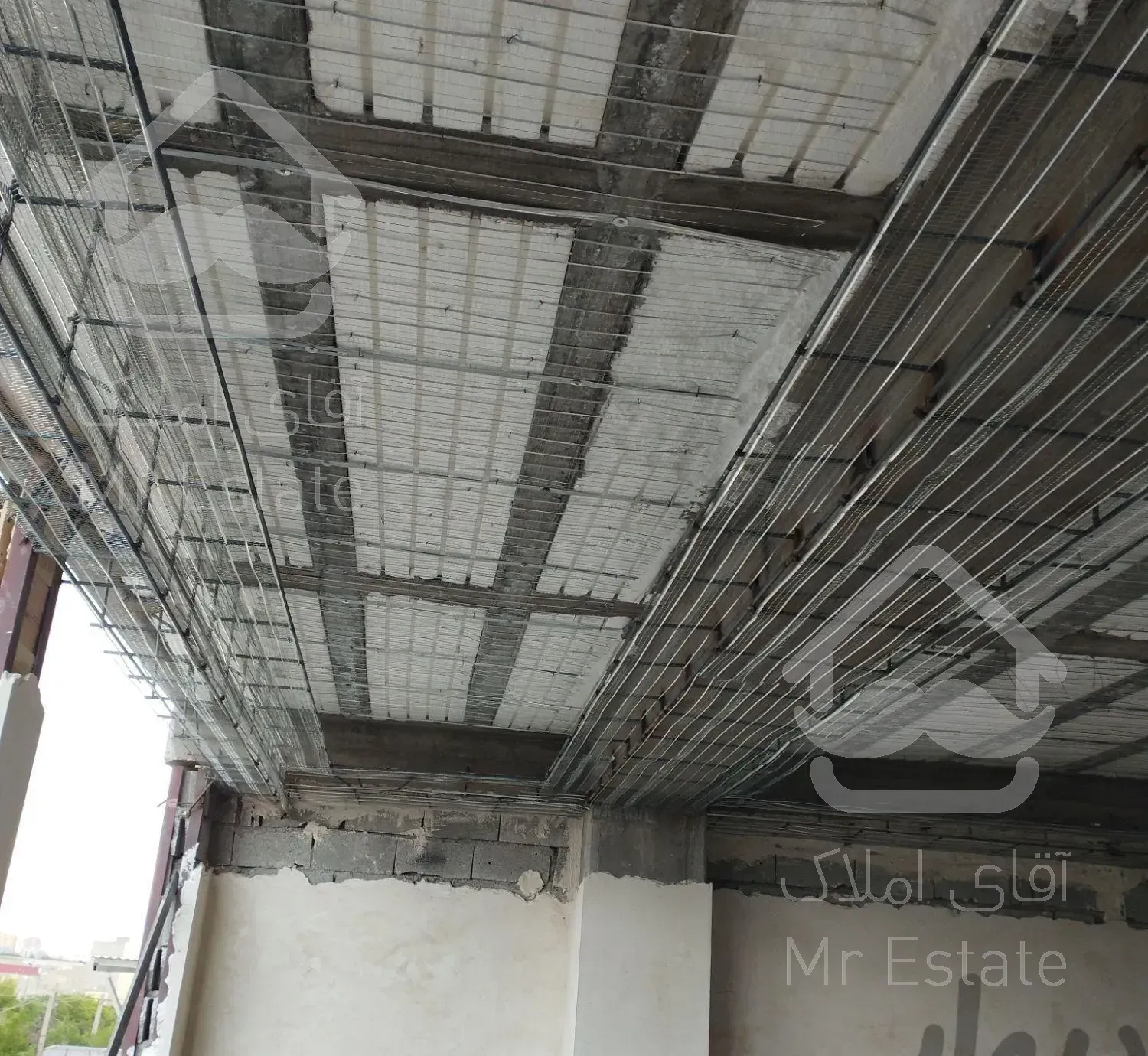 گچکاری سفید کاری ابزار دیوار گچی نصب در پنجره