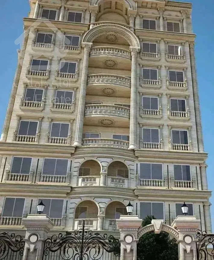 پنت هاوس ۳۶۰متر/طبقه هشتم/۴خواب/ویو ابدی/اندرزگو