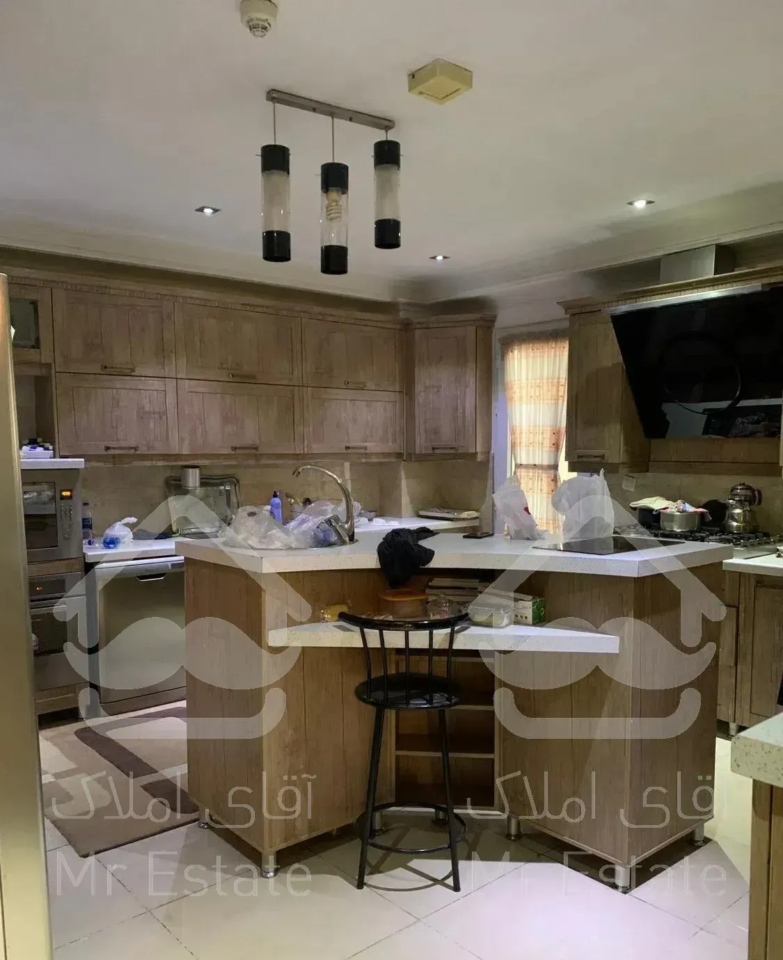 اوین ۸۹متر ۲خواب ، خوش نقشه ، نورگیر