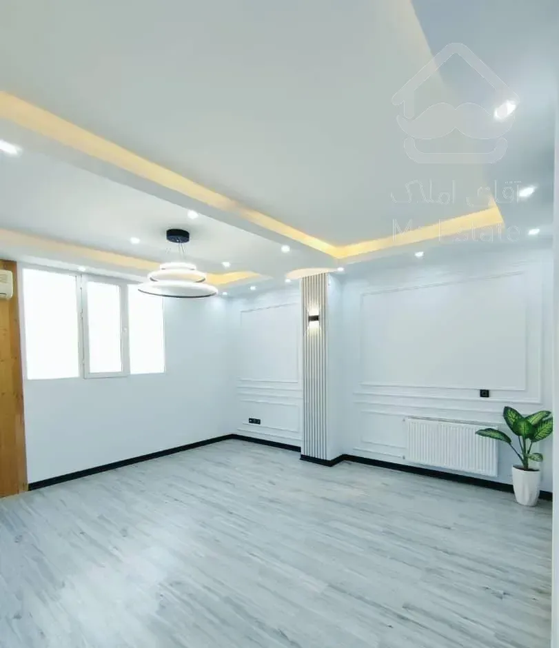 ۵۲متر/روبنما/پارکینگ‌اختصاصی/کم‌واحد/سالن‌پرده‌خور