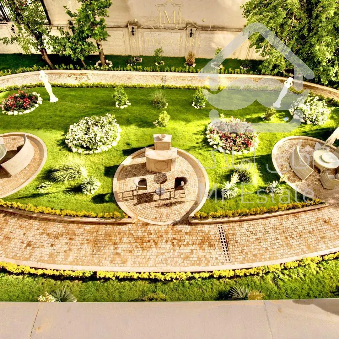 سرو آزاد ، ۶٠ متری یک خوابه برج‌های مجلل ستین