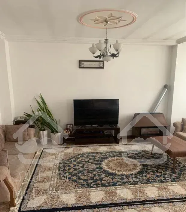 اپارتمان طبقه اول ۱۲۰ متری دو خواب