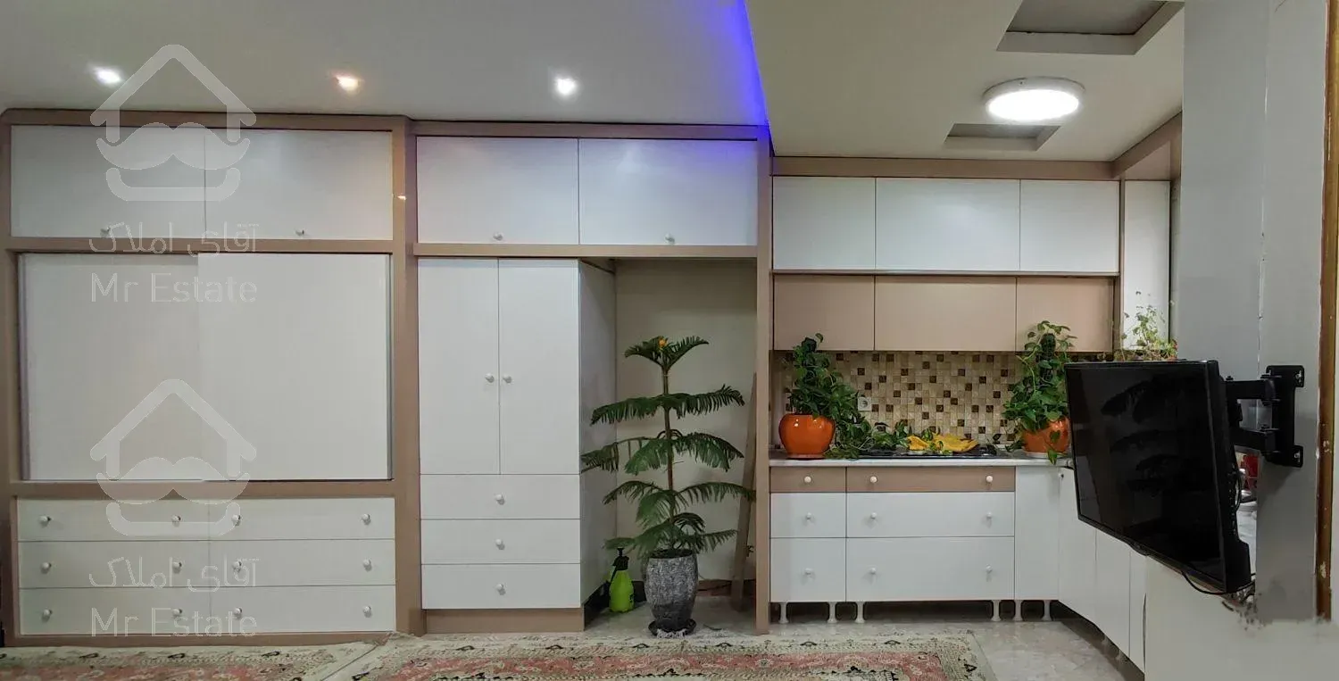 آپارتمان شیک وخوش نقشه باکابینت وکمددیواری