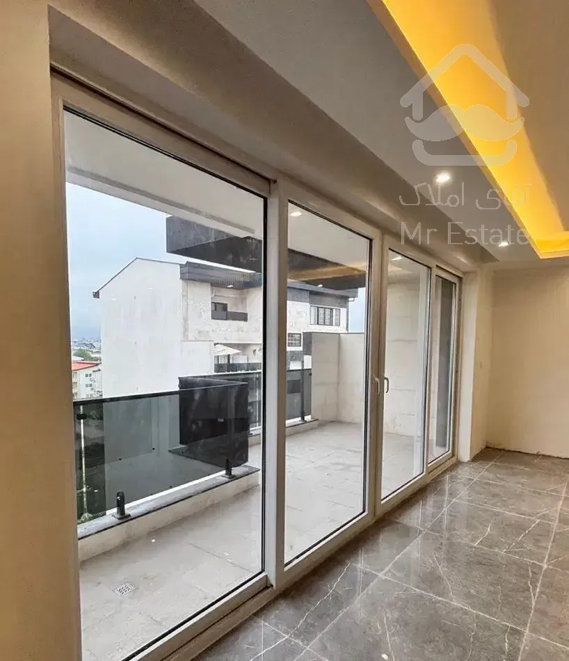 فروش آپارتمان ۱۸۰ متری ۳ خوابه