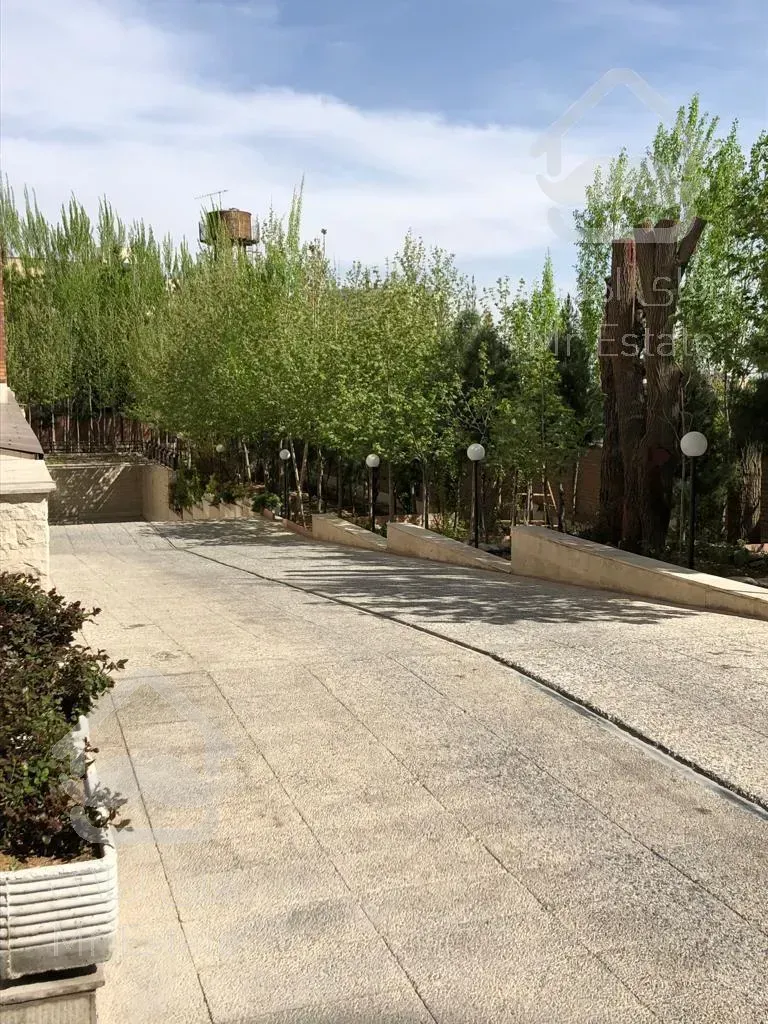 آپارتمان ۱۰۴ متری فول امکانات سعادت آباد