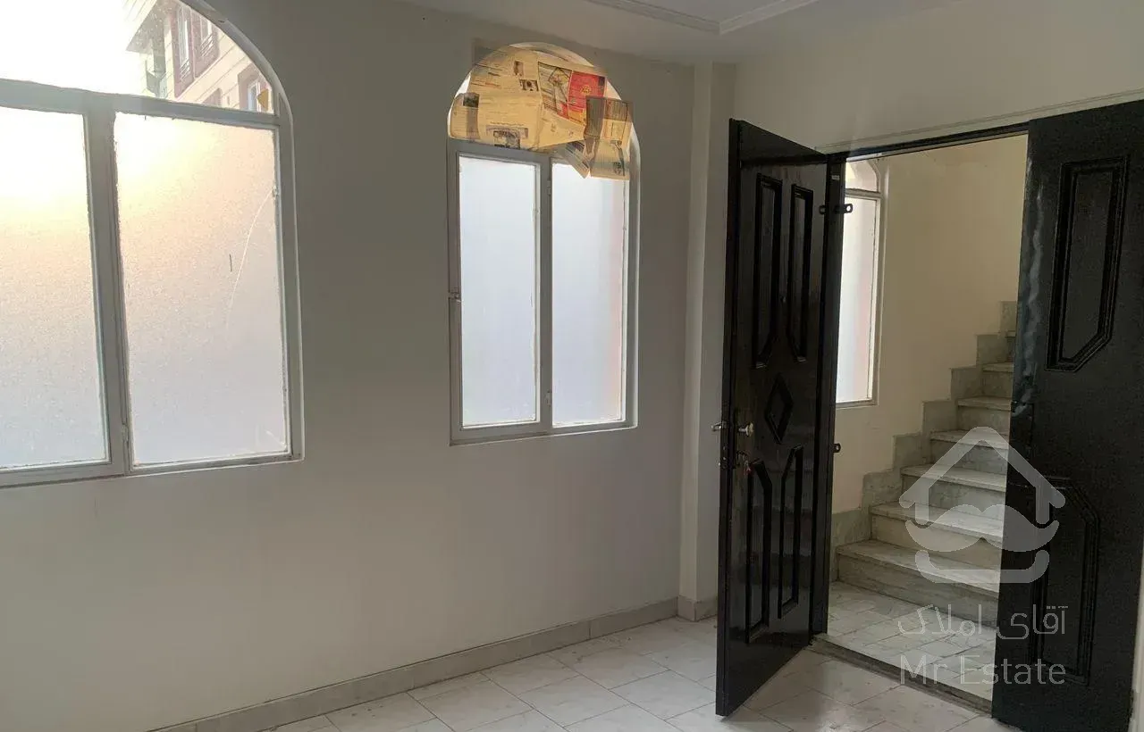 100متری بیگلو تهرانی سه نبش