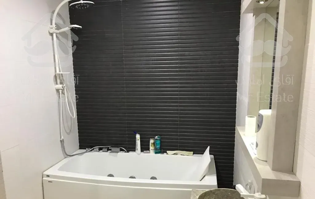 ۲۸۵ متر ۴ خواب در نیاوران جماران