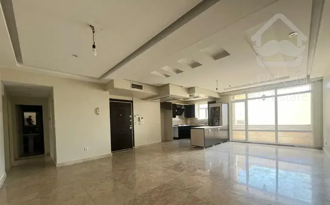 ۱۲۵متر سه خواب//تک واحدی//خیابان مهستان