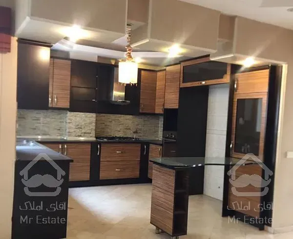 باغ فردوس 155متر سه خوابه