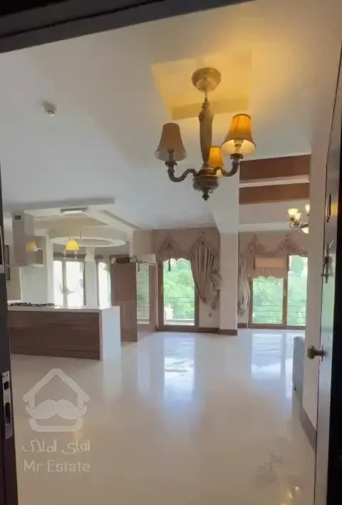 کامرانیه ۱۷۵متر  ۳ خواب دید ابدی به ۵۰۰۰ مترباغ‌